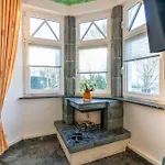 Apartament Ferienwohnung-poseidon-im-ostseebad-binz-3-raum-balkon-parkplatz-4-personen-zentrale-lage *