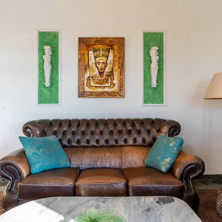 Ferienwohnung-poseidon-im-ostseebad-binz-3-raum-balkon-parkplatz-4-personen-zentrale-lage